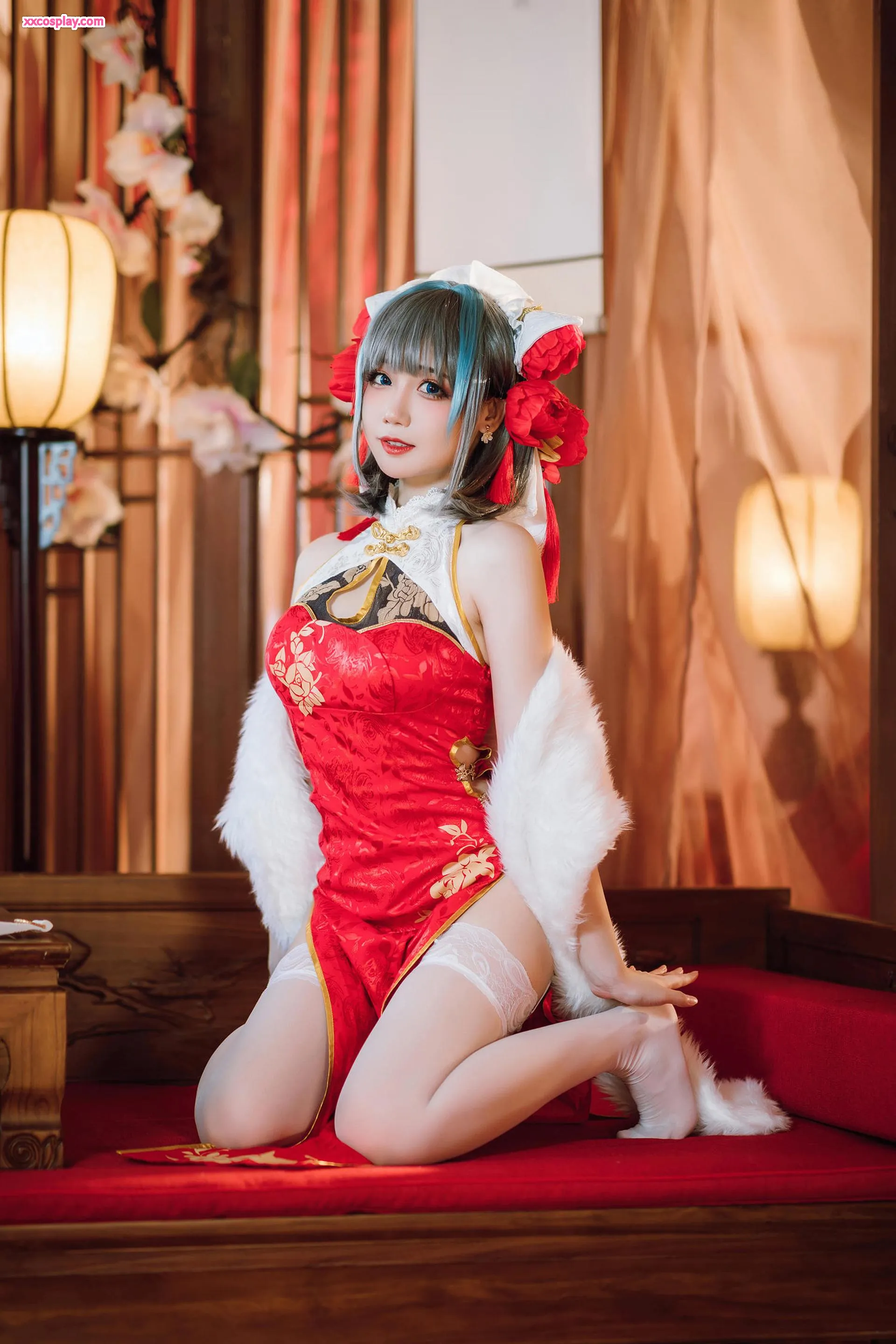 MenMenTan as Cheshire in Seductive Red Qipao (Azur Lane)